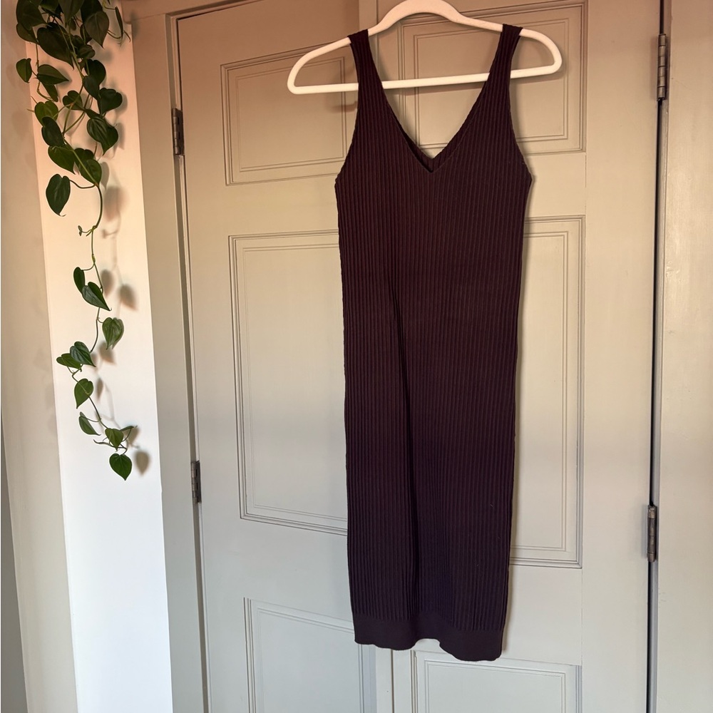 Ingrid & Isabel Ribbed Knit Top in Rich Brown